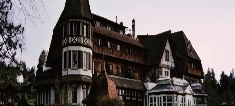 Le Vieux Manoir Au Lac图片