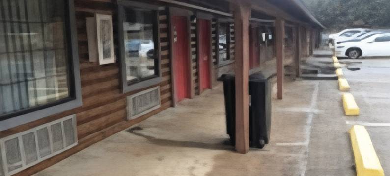 美国旅馆汽车旅馆由 Capital O 坎登 AL(Capital O American Inn Motel Camden Al)图片