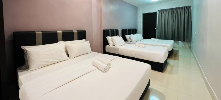 2 Storey 5BR 16pax Semabok Taman Cheng Ho, 3 by Myplace图片