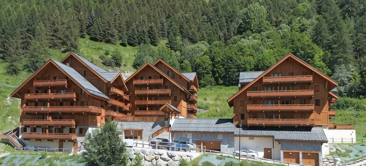 金谷木屋和村庄奥达里斯住宅酒店(Odalys Le Hameau Residence and the Chalets de la Vallée d'Or)图片