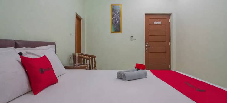 RedDoorz at Hotel Griya Gatsu Lampung图片