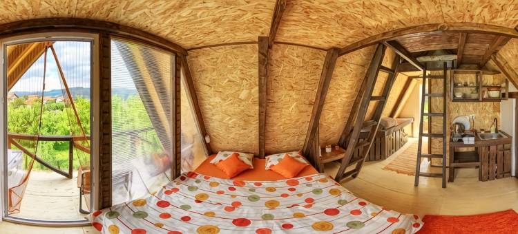 波斯尼亚金字塔豪华帐篷住宿(Bosnian Pyramid Glamping)图片