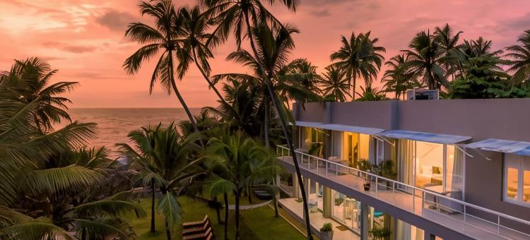 踏浪闲居 · 爱德华臻选(The Sandals by Edwards Collection)图片