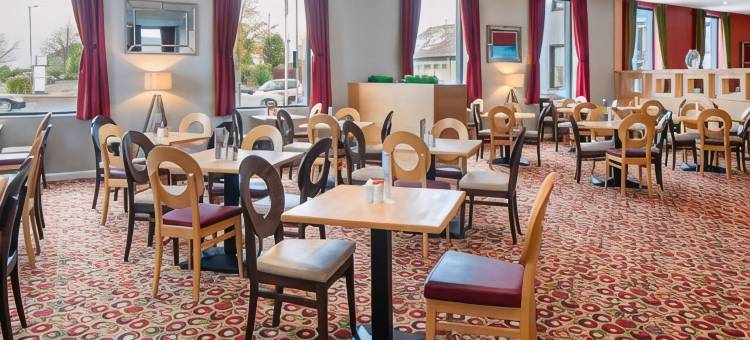 Holiday Inn Express 安特里姆 - M2，JCT.1(Holiday Inn Express ANTRIM - M2, JCT.1 by IHG)图片