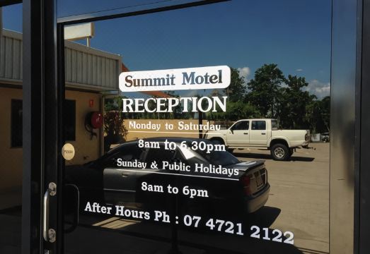 Summit Motel Hotel Overview