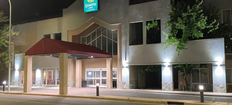 格里利市中心凯艺酒店及会议中心(Quality Inn and Conference Center Greeley Downtown)图片