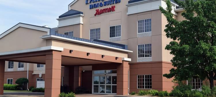 扬斯敦奥斯敦万枫套房酒店(Fairfield Inn & Suites Youngstown Austintown)图片
