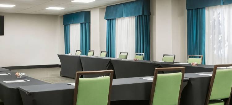 亚特兰大佩利梅特中心希尔顿欢朋酒店(Hampton Inn Atlanta-Perimeter Center)图片