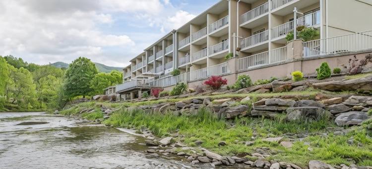 河流逃生贝斯特韦斯特优质套房酒店(Best Western Plus River Escape Inn  Suites)图片