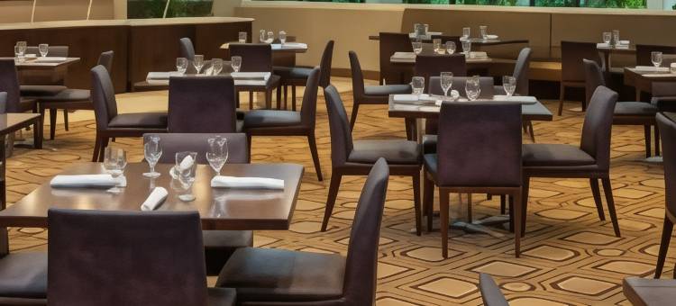 喜来登坦帕布兰登酒店(Sheraton Tampa Brandon Hotel)图片