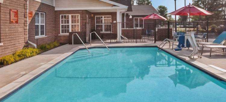 底特律迪尔伯恩万豪TownePlace酒店(TownePlace Suites Detroit Dearborn)图片