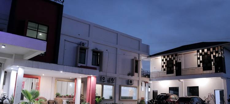 红多兹酒店@帕桑卡尤马穆朱乌塔拉(RedDoorz @ Pasangkayu Mamuju Utara)图片