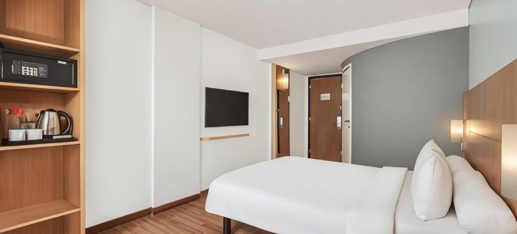 宜必思加丁塞尔彭酒店(Ibis Gading Serpong)图片
