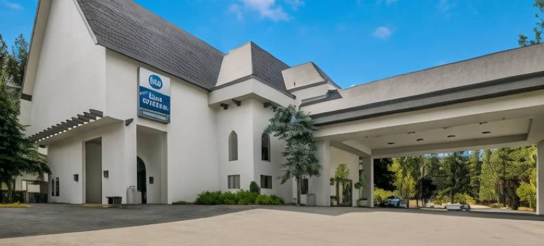 贝斯特韦斯特大熊城堡酒店(Best Western Big Bear Chateau)图片