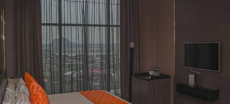 阿洛拉大酒店(Grand Alora Hotel)图片