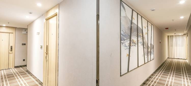 名人酒店(玉林玉林站南兴购物广场店)图片