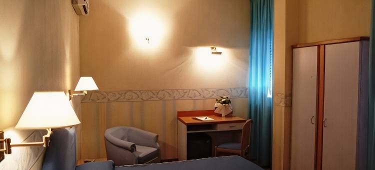 图尔林酒店(Hotel Touring)图片