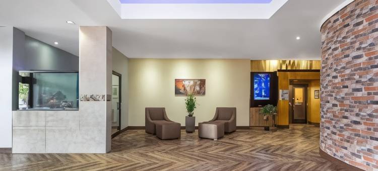 温德姆华美达-坦帕西岸机场南(Ramada by Wyndham Tampa Westshore Airport South)图片