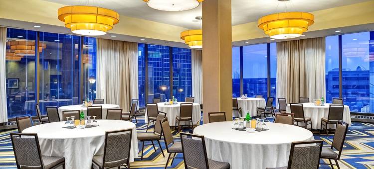 新斯科舍哈里法克斯霍里斯希尔顿逸林酒店(The Hollis Halifax - a DoubleTree Suites by Hilton)图片