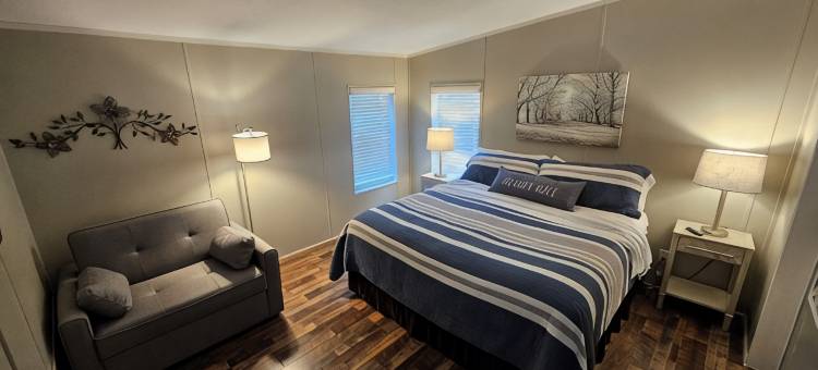 Fishing & Fun!FamiLee Lakehouse Retreat DogFriendly w-HotTub & BoatDock图片