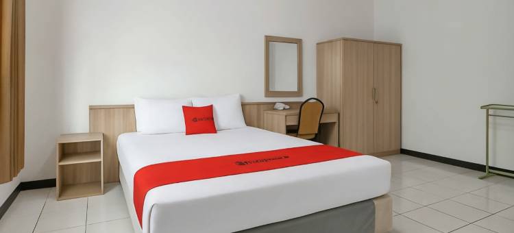 因德拉马尤红多兹酒店-Mewah酒店PLTU(RedDoorz @ Hotel Mewah PLTU Indramayu)图片