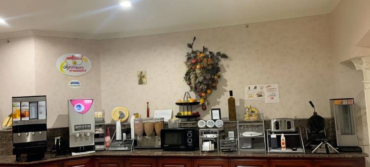 希尔斯伯勒速8酒店(Super 8 by Wyndham Hillsboro TX)图片