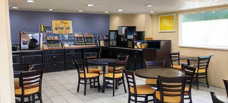 查尔斯镇/哈珀斯费里戴斯酒店(Days Inn by Wyndham Charles Town)图片
