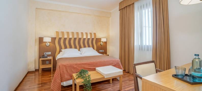 杜兰酒店(Hotel Duran)图片