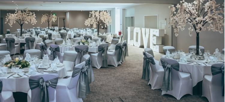 洲际酒店集团旗下的曼斯菲尔德假日酒店 - 阿尔弗雷顿(Holiday Inn Mansfield - Alfreton by IHG)图片