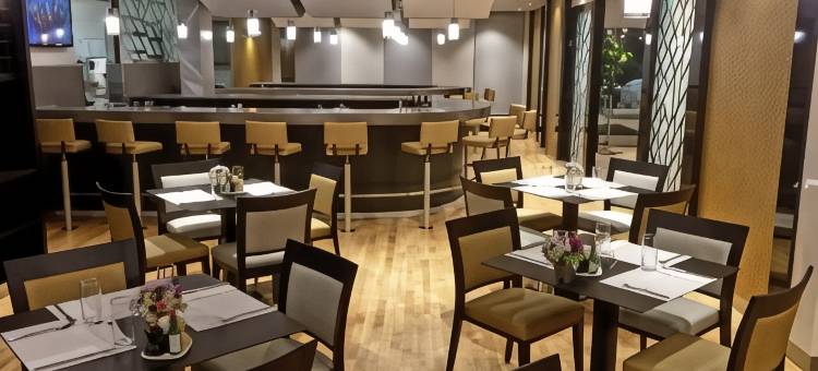 纳什套房酒店(Nash Suites Airport Hotel)图片