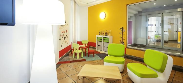 宜必思尚品那不勒斯加里波酒店(Ibis Styles Napoli Garibaldi)图片