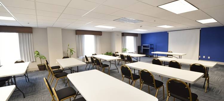 Holiday Inn Express 托利多，俄勒冈州(Holiday Inn Express Toledo-Oregon)图片