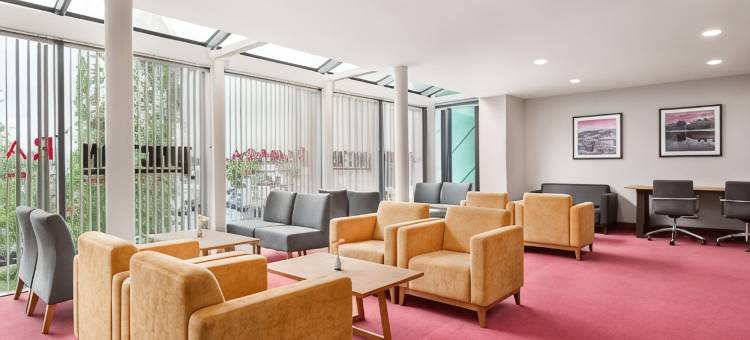 科巴姆温德姆华美达酒店(Ramada by Wyndham Cobham)图片