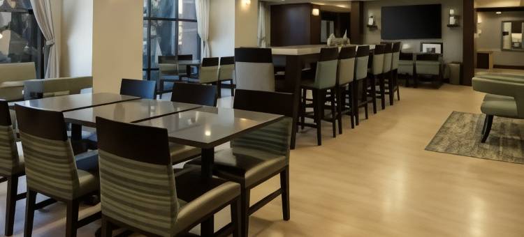 希尔顿欢朋酒店-维塞利亚(Hampton Inn Visalia)图片