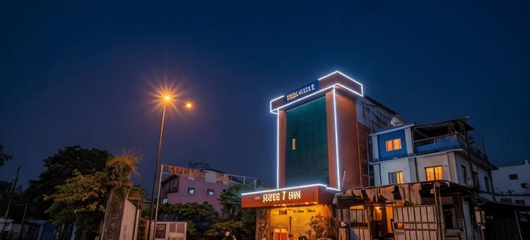 Fabexpress超级7旅馆(Via Super 7 Inn- Nr Rabale Station)图片