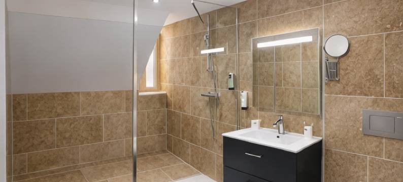 古老玛翁之家酒店(Logis Hôtel-Restaurant Au Vieux Morvan, au cœur de la Bourgogne, Piscine & Spa, Hôtel Climatisé)图片