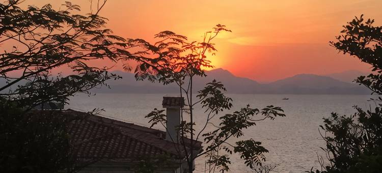 珊瑚海墅·夕浪鎏金独栋沙滩全海景庭院别墅(深圳南澳店)图片