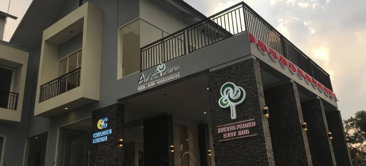 特雷特斯普里根阿拉旅馆(Arainn Bed & Breakfast Tretes Prigen by ecommerceloka)图片
