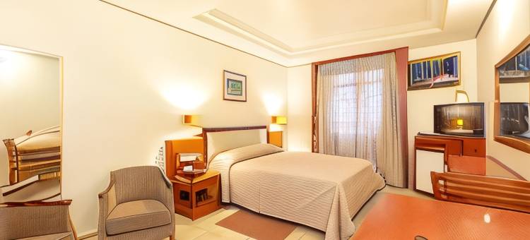 雷亚尔卡斯蒂拉酒店(Real Castilha Hotel)图片