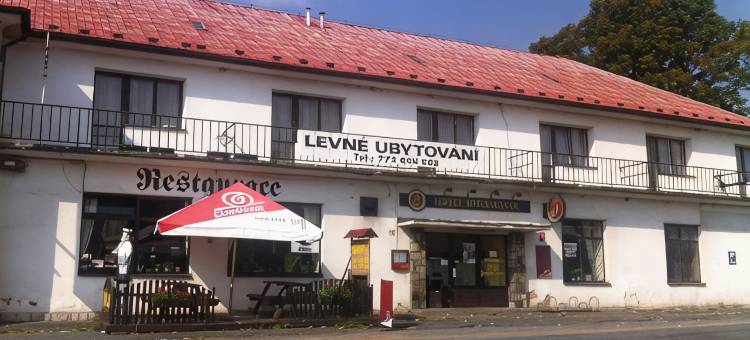 贝洛拉维克酒店(Hotel Belohlavek)图片