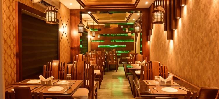 福尔斯特皇冠酒店(Hotel First Crown)图片