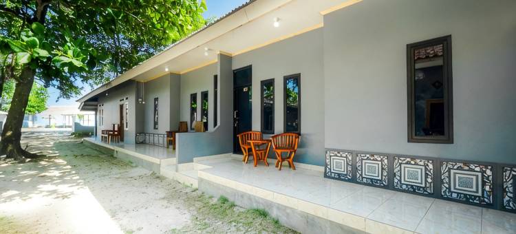 红多兹酒店Pondok Diana-Ujung Genteng海滩4(RedDoorz @ Pondok Diana Pantai Ujung Genteng 4)图片
