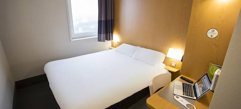 B&B 酒店永河畔拉罗什(B&B Hotel la Roche-Sur-Yon)图片