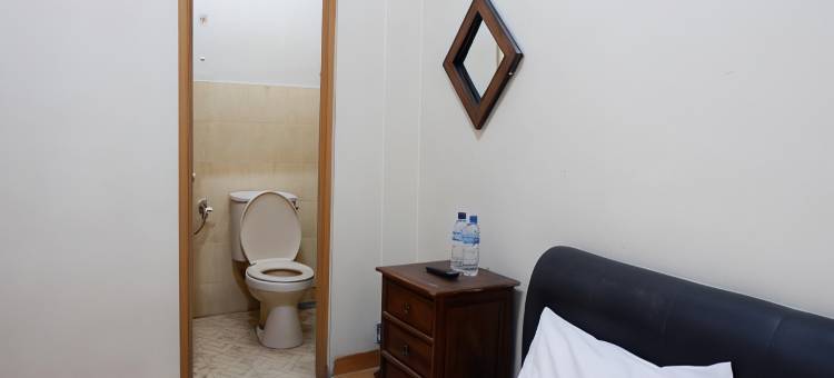 克雷斯纳宾馆玛琅博罗米特拉红门酒店(Khresna Guest House Malioboro Mitra RedDoorz)图片
