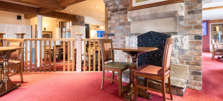 布伦特里普瑞米尔酒店(A120)(Premier Inn Braintree (A120))图片