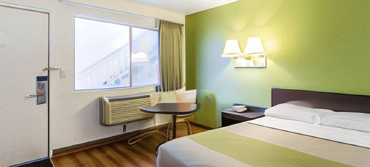 格林贝6号汽车旅馆(Motel 6 Green Bay, WI)图片
