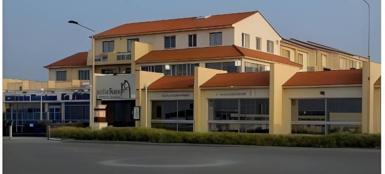 乐卡卤娜酒店(Logis Hôtel le Calluna Restaurant la Flottille)图片