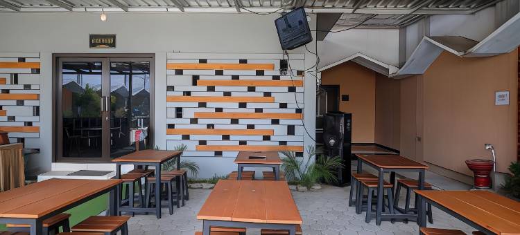 乌尔班维尤勒特法酒店培马朗(Urbanview Hotel l'Tefa Pemalang)图片