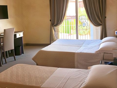 Hotel Riviera Palace Hotel Overview