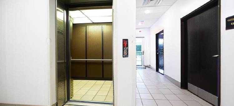 爱布雷斯酒店(Emblaze Hotel)图片